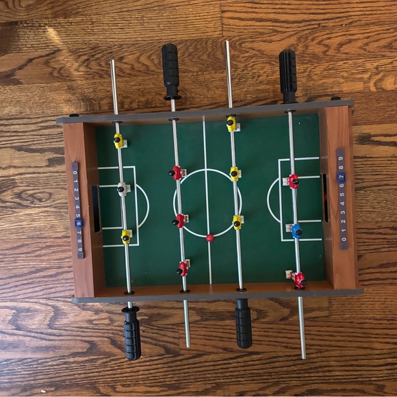 Wooden 6 on 6 Foosball Tabletop Soccer Game with counters - Picture 10 of 11